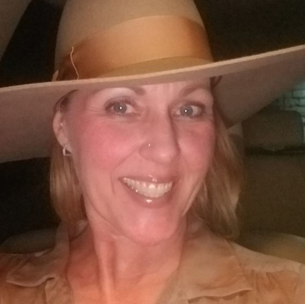 Meet your Posher, Karla